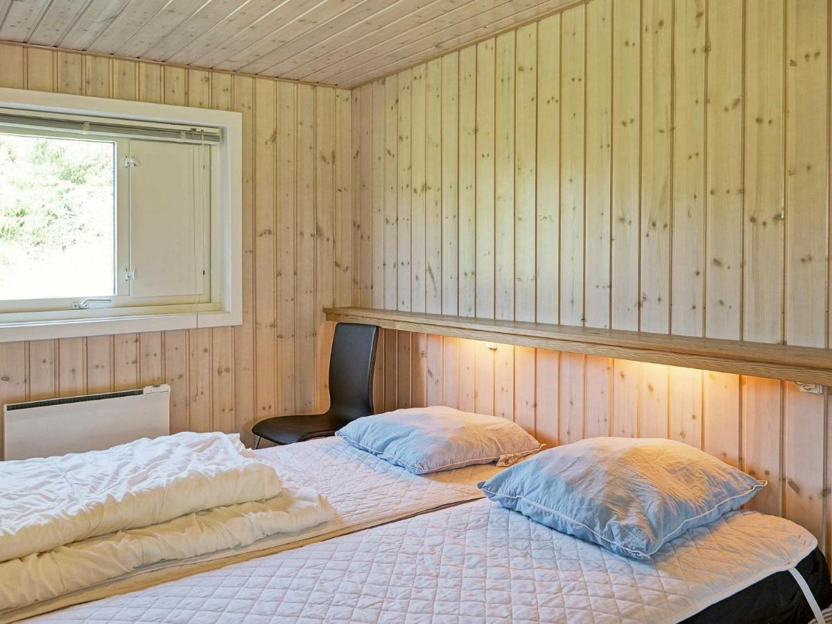 12 Person Holiday Home In Aakirkeby Vester Somarken Extérieur photo