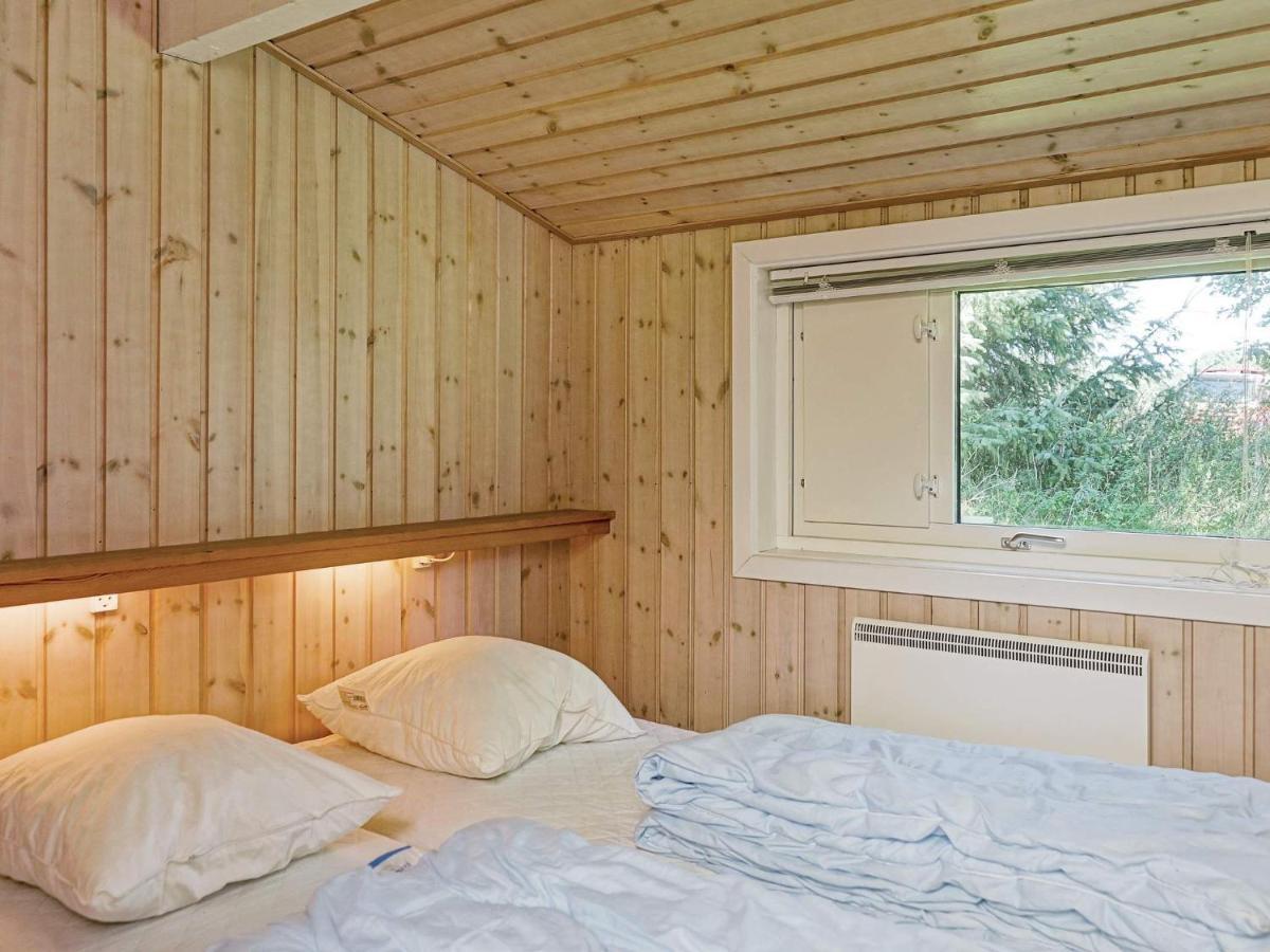 12 Person Holiday Home In Aakirkeby Vester Somarken Extérieur photo